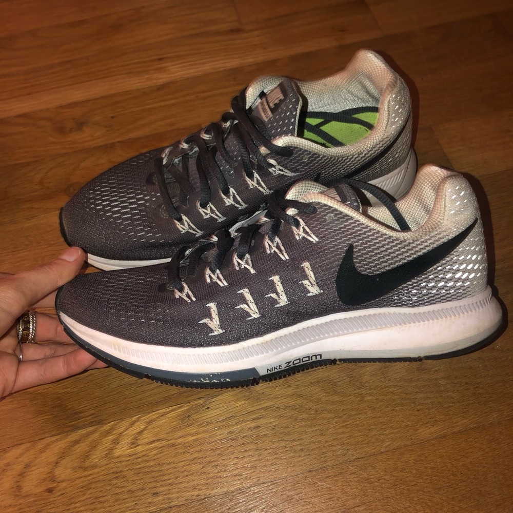 Nike tennis shoes